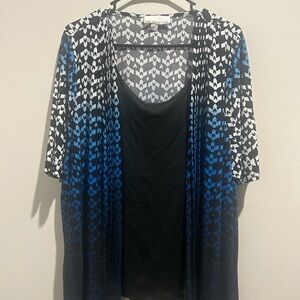 Carolyn Taylor Black and White Geometric Kimono with attached black under tank